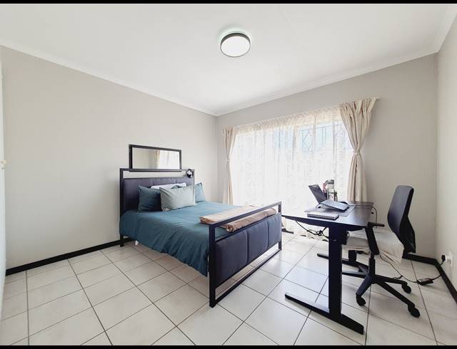 2 BEDROOM APARTMENT FOR SALE IN VORNA VALLEY